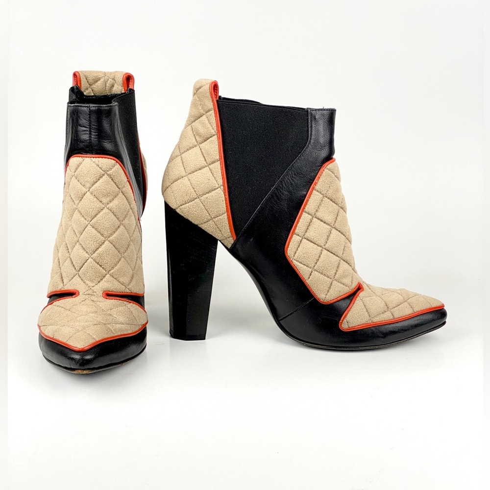 Ohne Titel Leather Quilted Ankle Boots